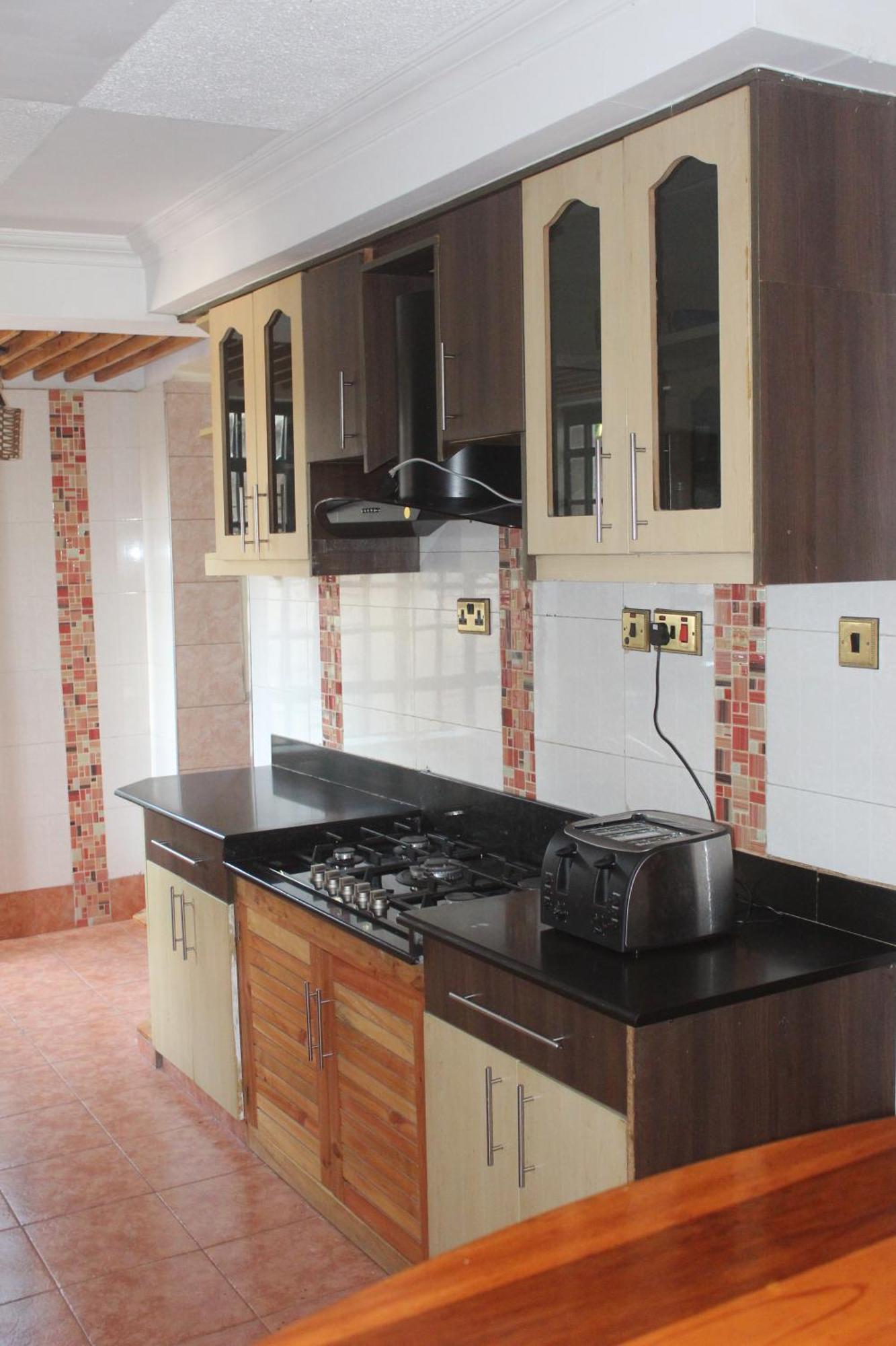 Eshborns House - Near Jomo Kenyatta International Airport And Sgr With Shuttle Services Syokimau Экстерьер фото